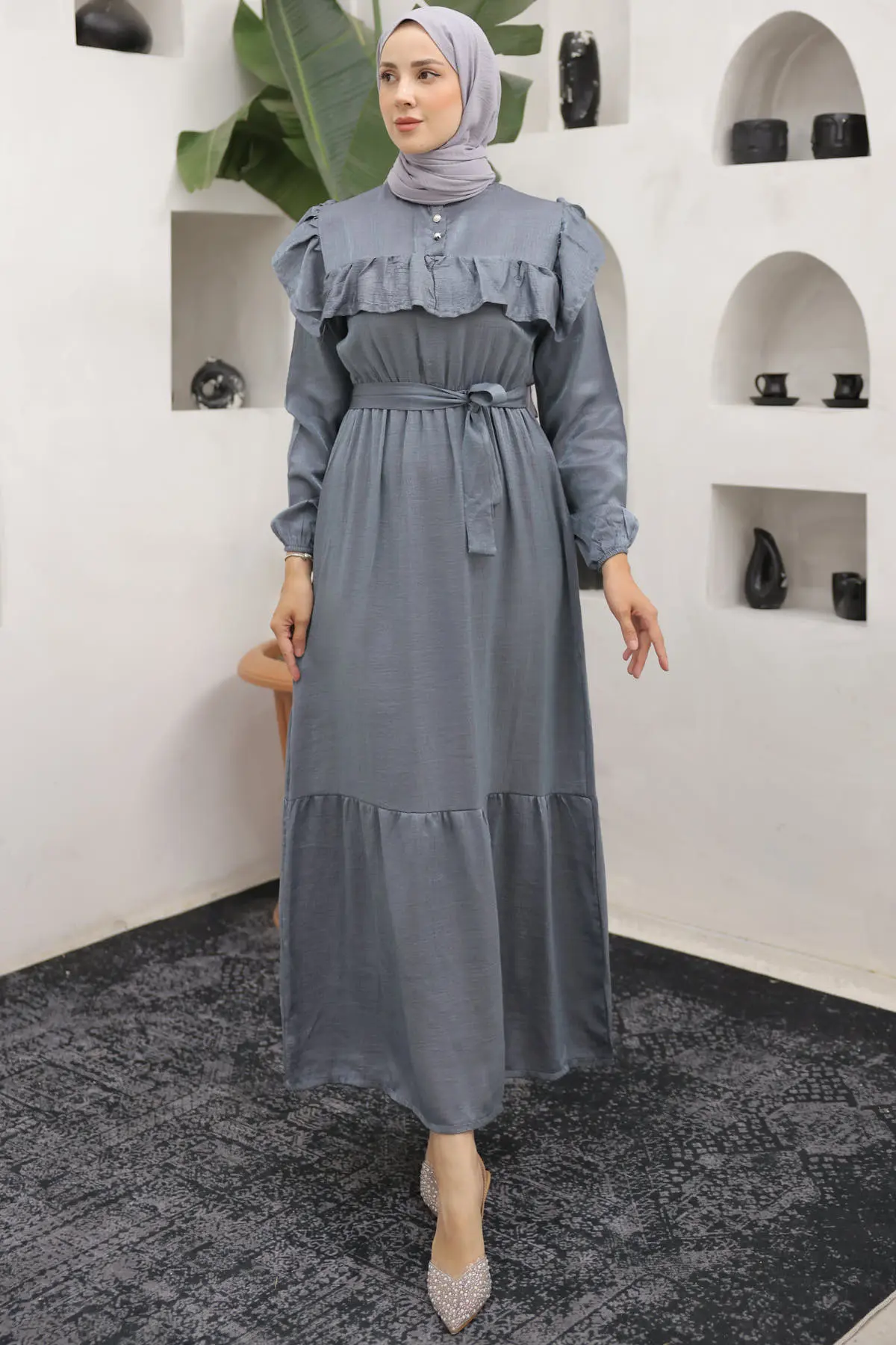 Front Frill Detailed Buttoned Dress-detail