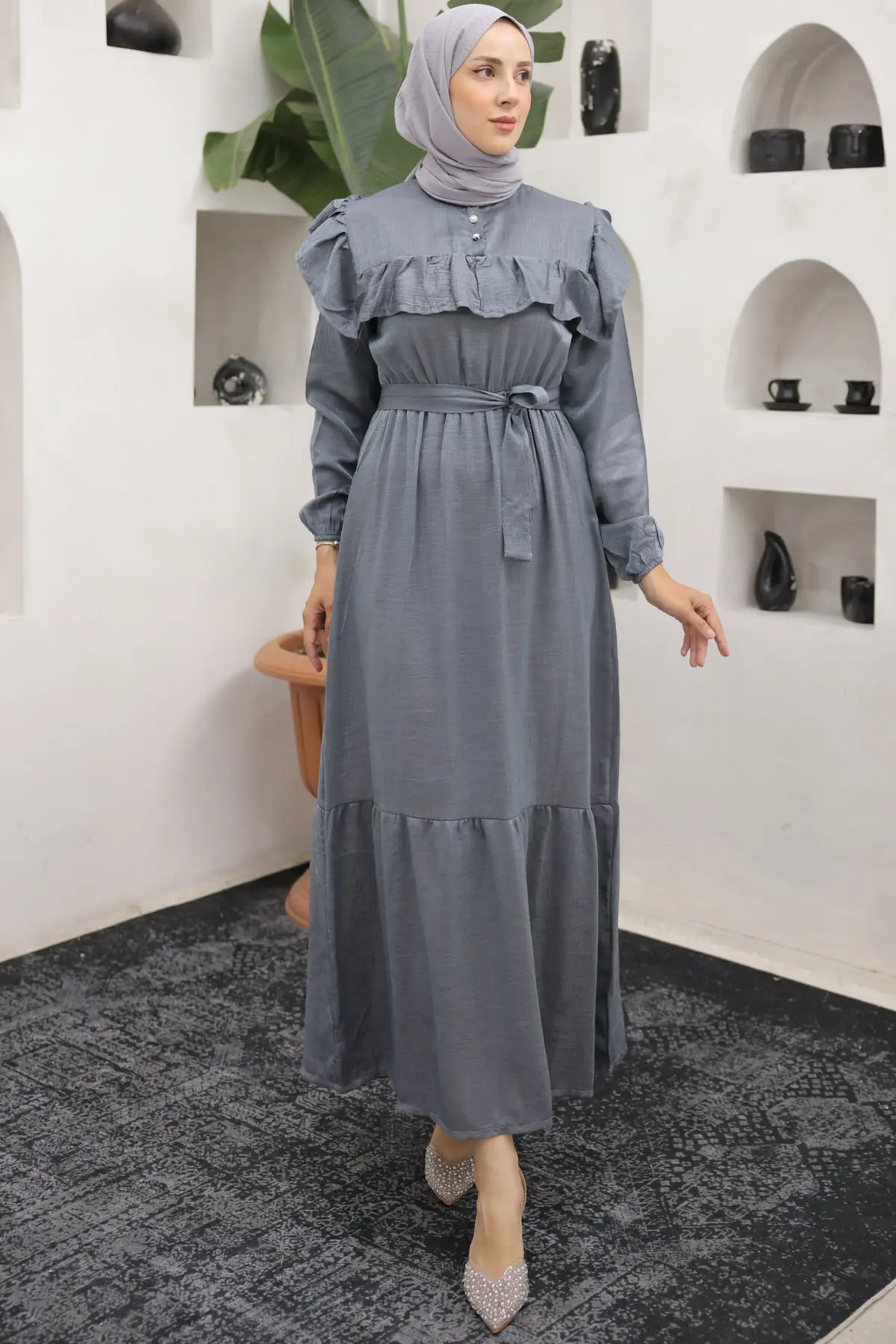 Front Frill Detailed Buttoned Dress-detail