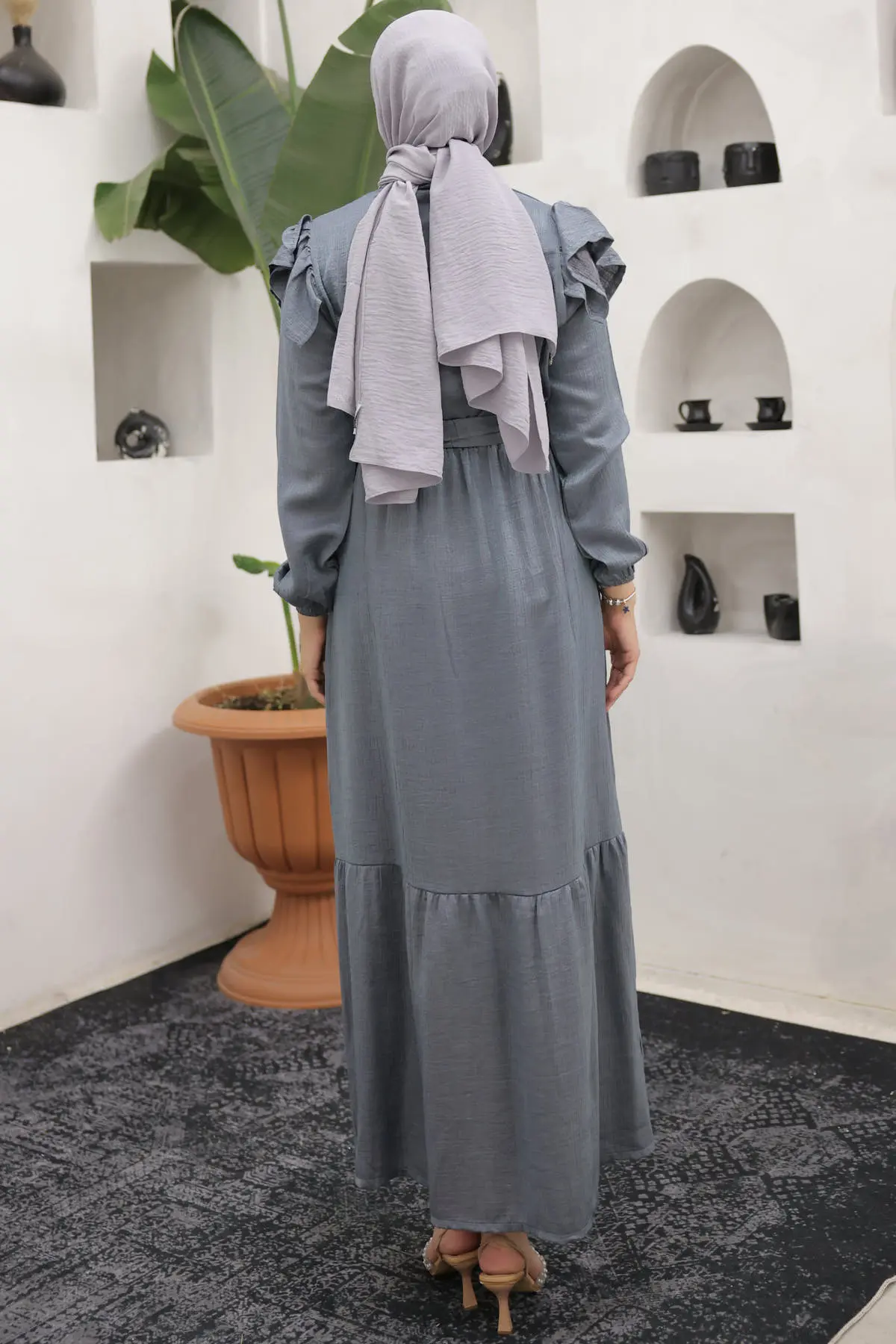 Front Frill Detailed Buttoned Dress-detail