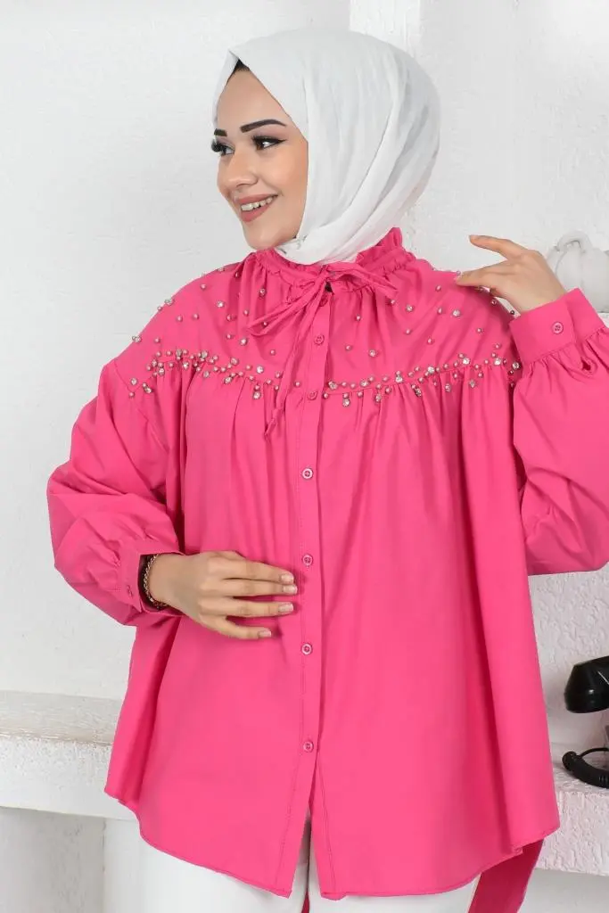Fuchsia Bead Detailed Hijab Shirt-detail