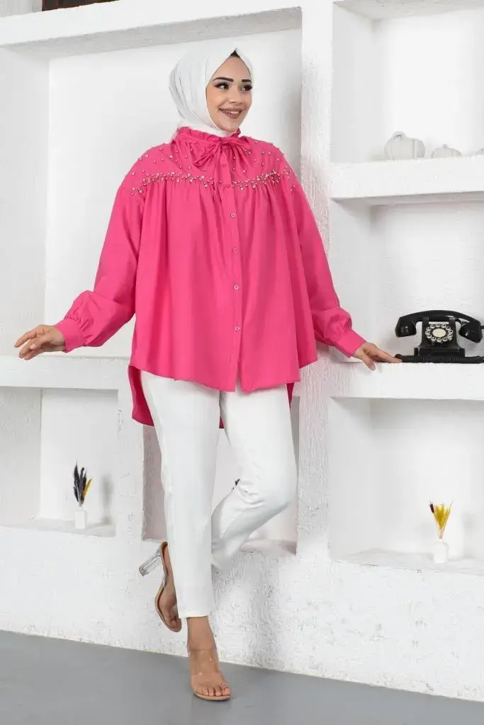 Fuchsia Bead Detailed Hijab Shirt