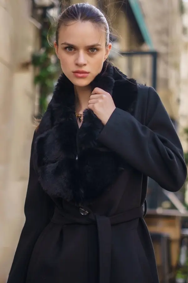 Fur-collared Belted Cashmere Long Coat-detail