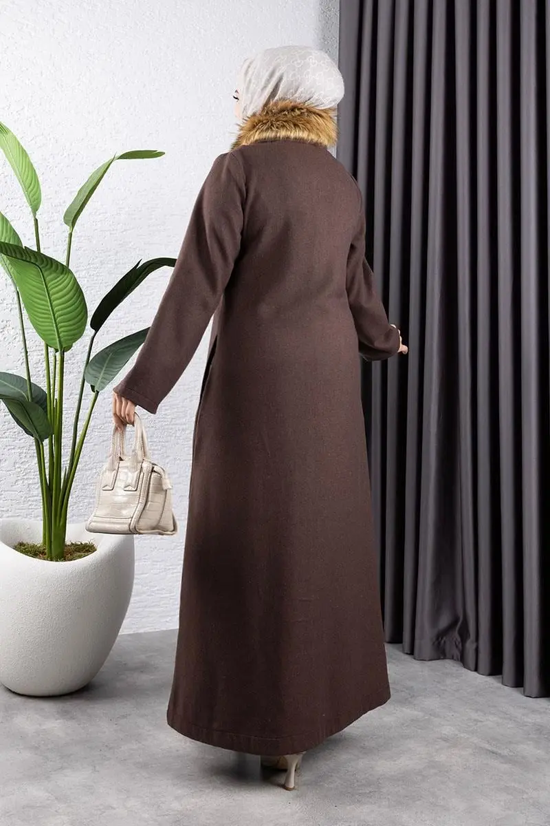 Fur Collared Cashmere Coat-detail