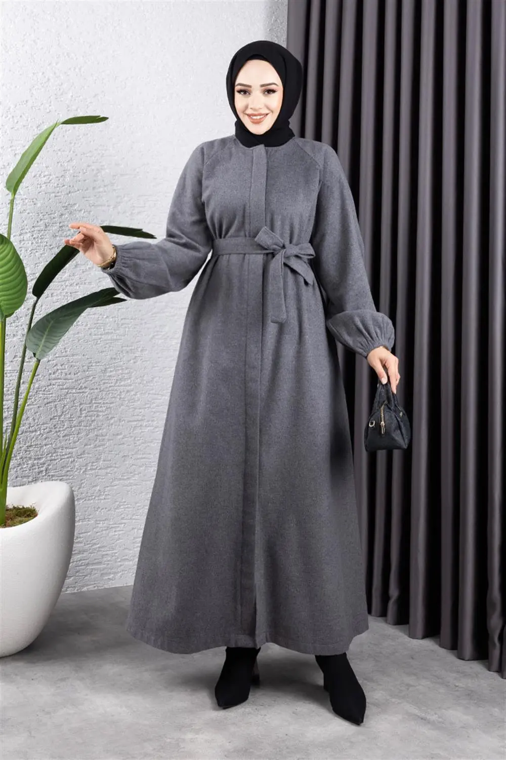 Fur Detailed Stash Coat-detail