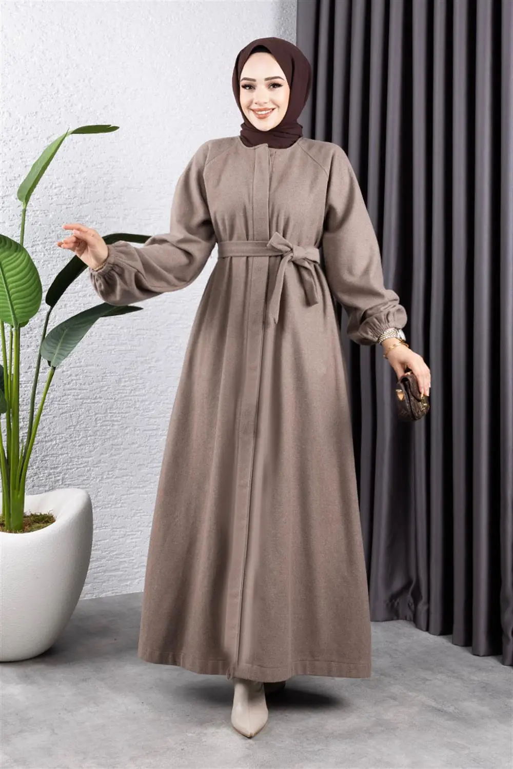 Fur Detailed Stash Coat-detail