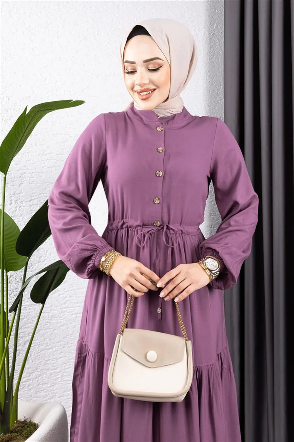 Gathered Waist Belted Dress-detail