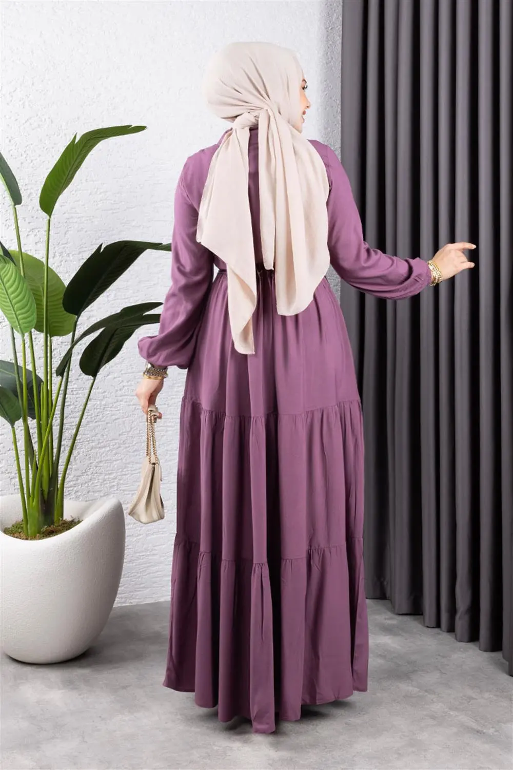 Gathered Waist Belted Dress-detail