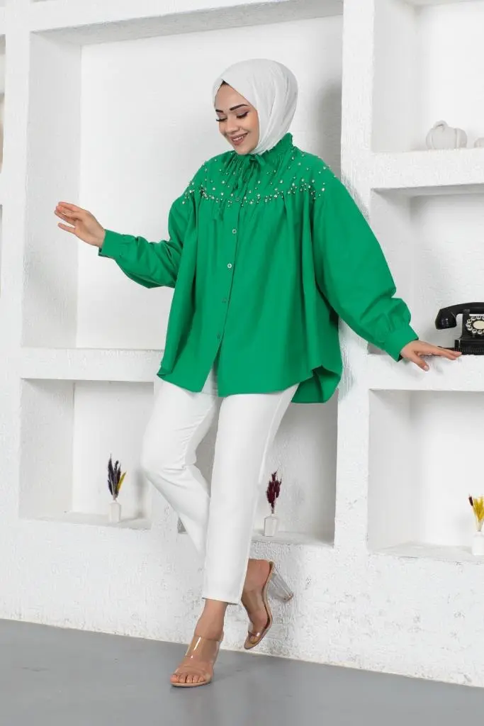 Green Bead Detailed Hijab Shirt-detail