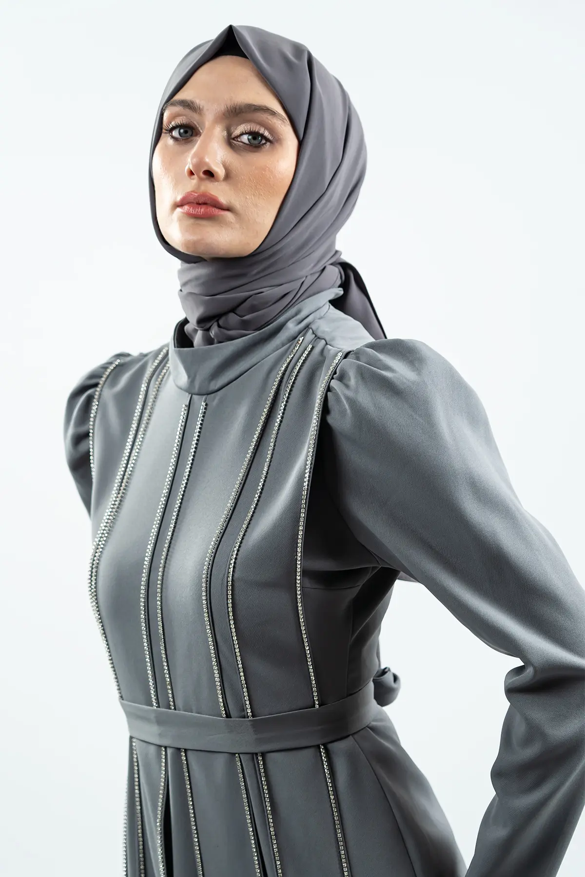 Grey Stone Detailed Evening Dress-detail