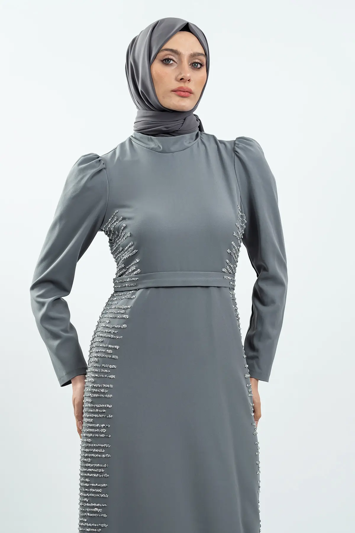 Grey Stone Detailed Evening Dress-detail