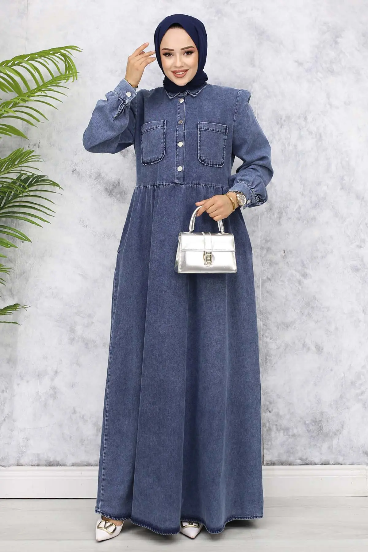Half Buttoned Jeans Dress With Front Pocket Detail-detail