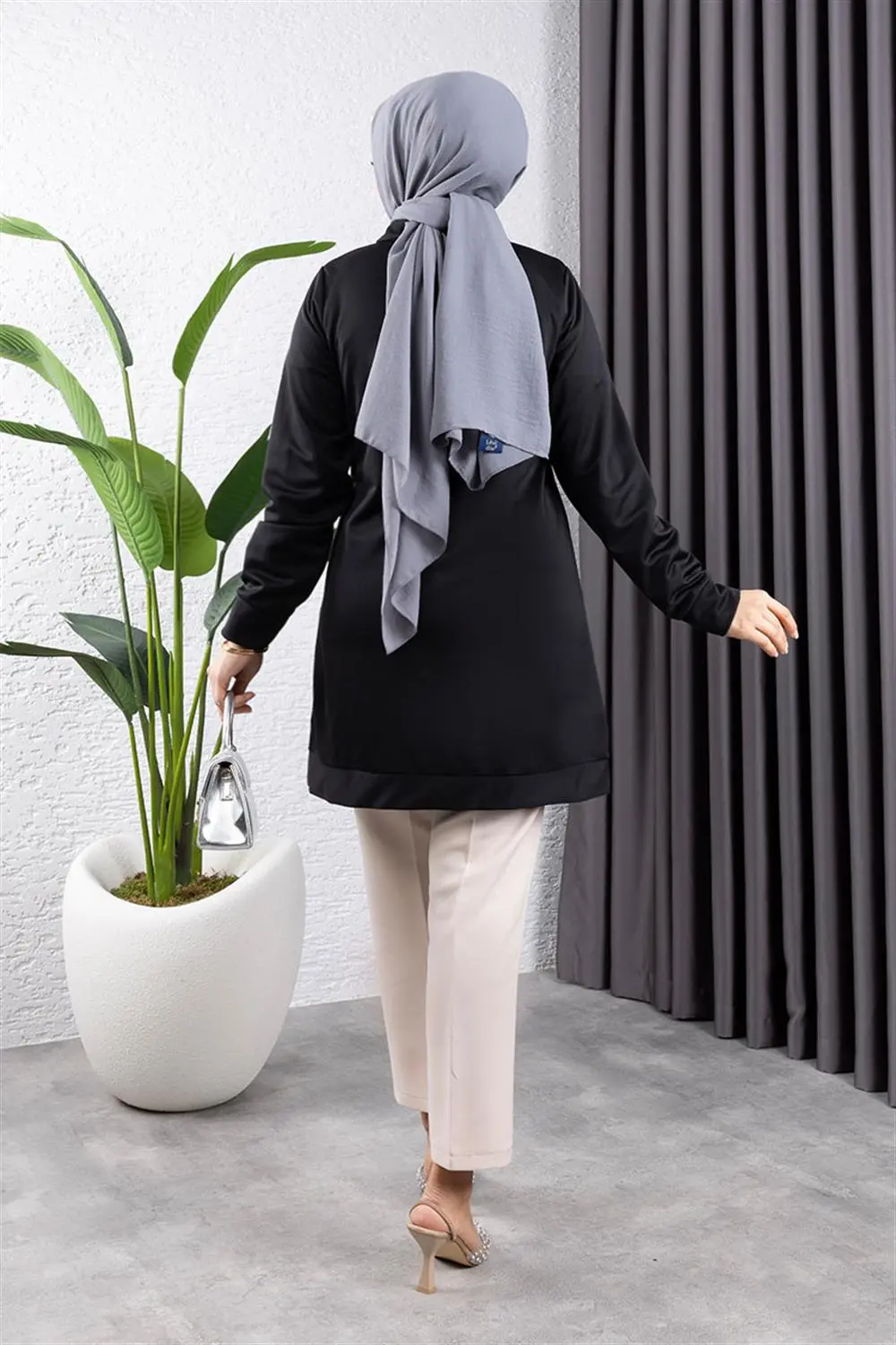 Half Zipper Sports Tunic-detail