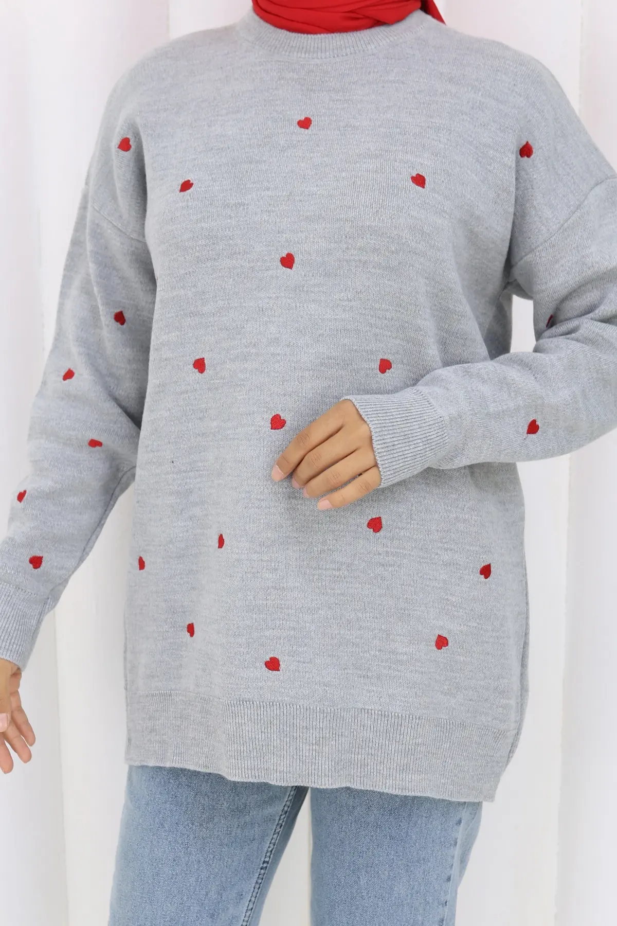 Heart Embroidered Knitwear Sweater-detail