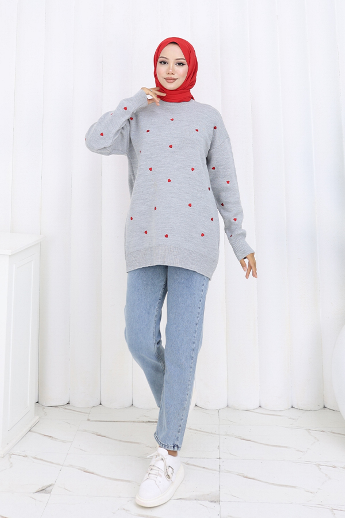 Heart Embroidered Knitwear Sweater