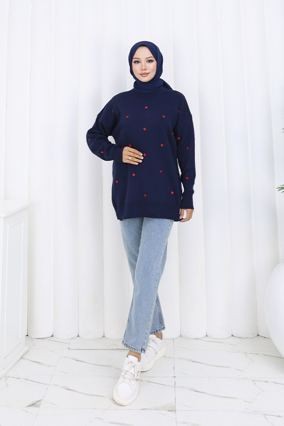 Heart Embroidered Knitwear Sweater