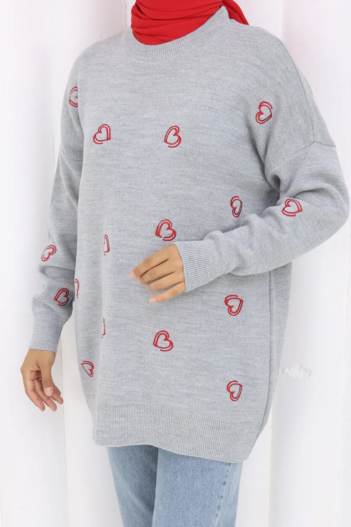 Heart Embroidered Knitwear Sweater-detail