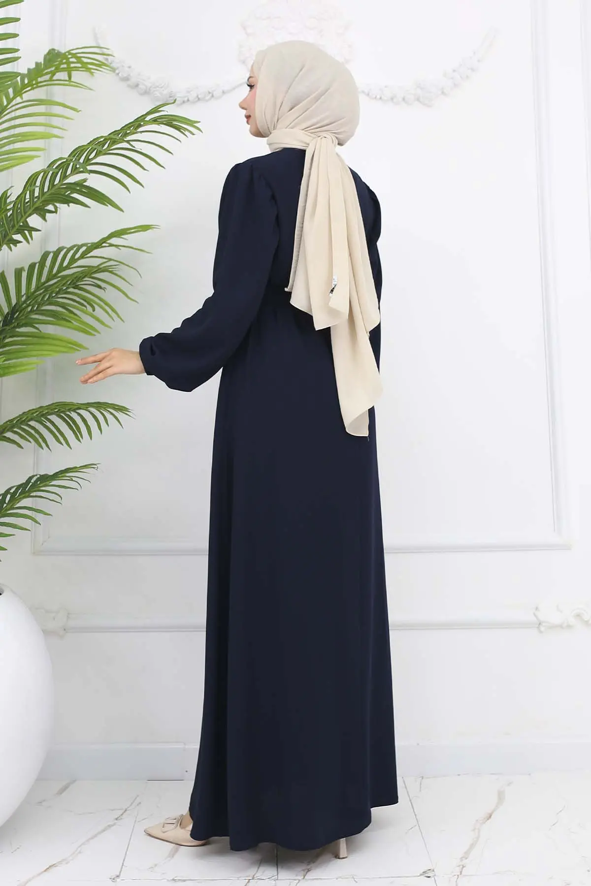 Hidden Zipper Belted Abaya-detail