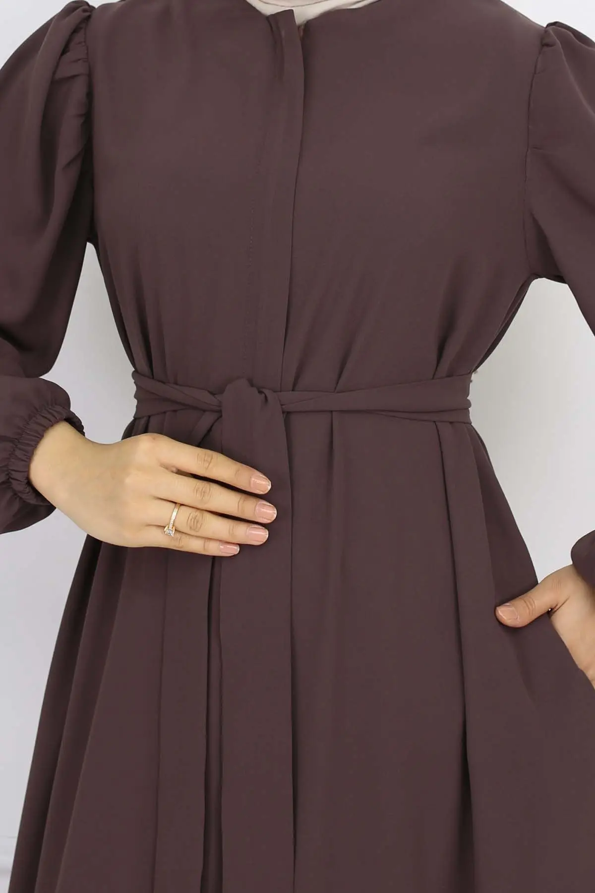 Hidden Zipper Belted Abaya-detail
