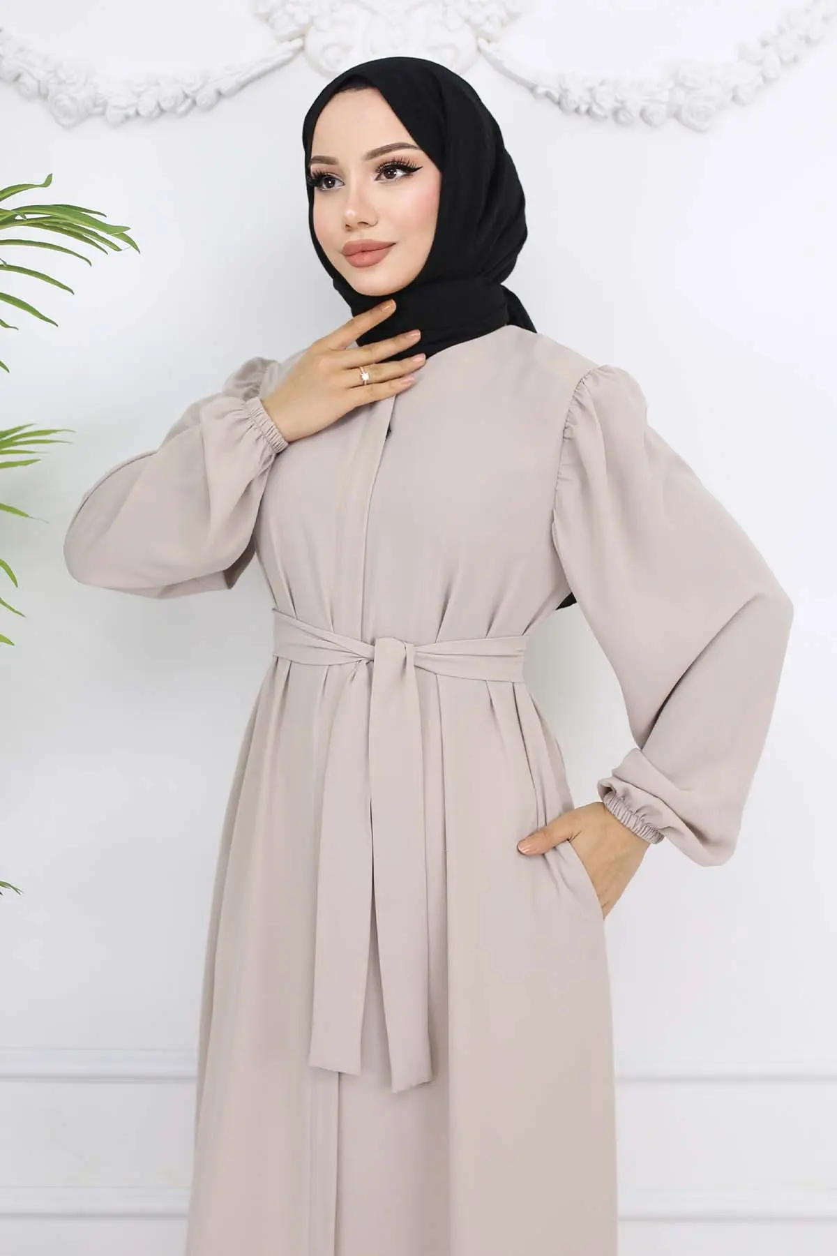 Hidden Zipper Belted Abaya-detail