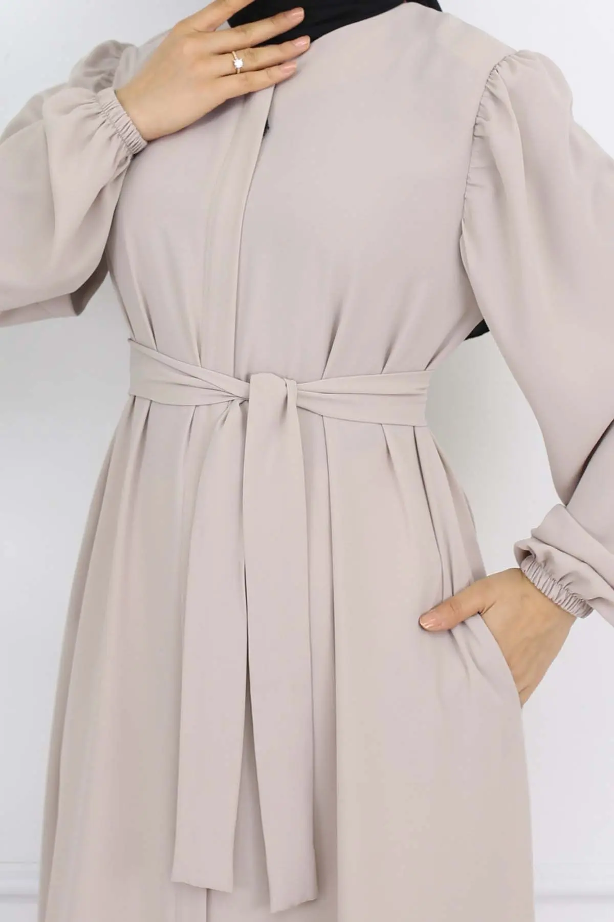 Hidden Zipper Belted Abaya-detail
