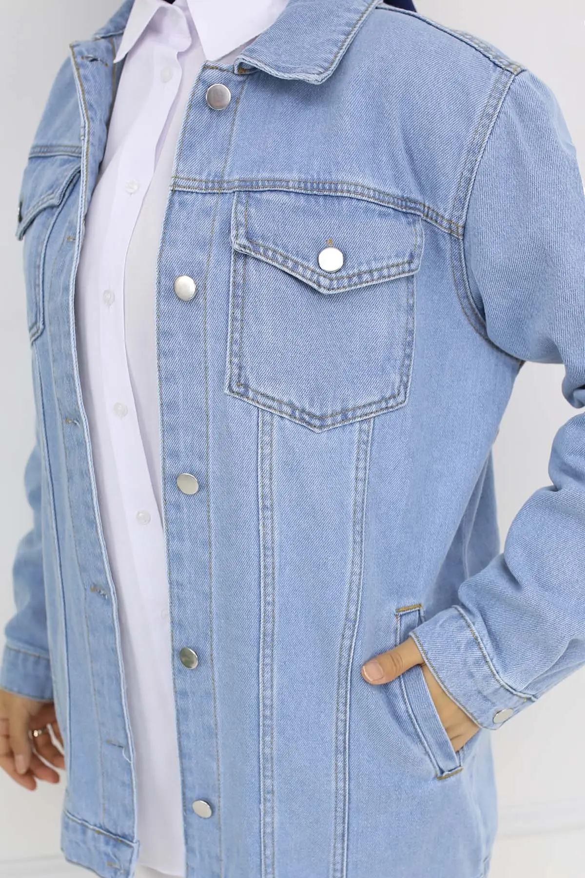 Hijab Denim Jacket-detail