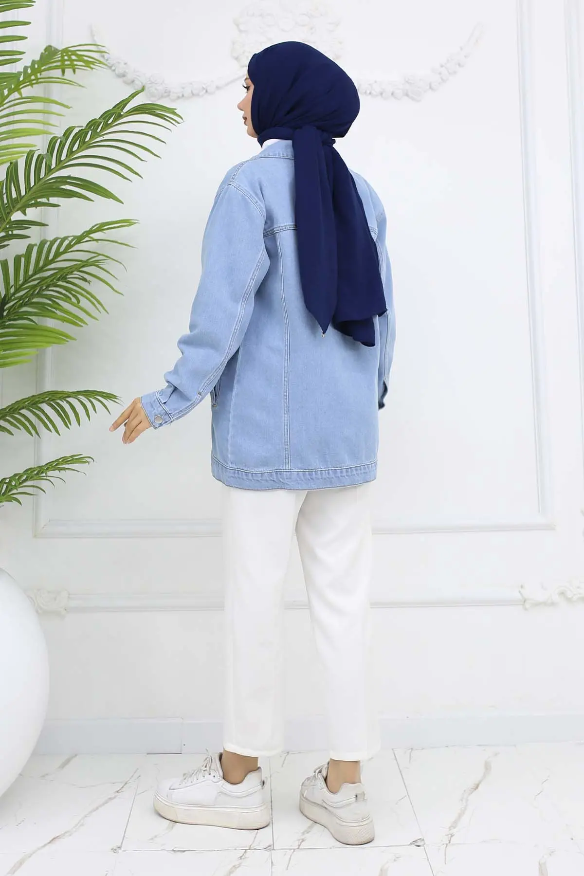 Hijab Denim Jacket-detail