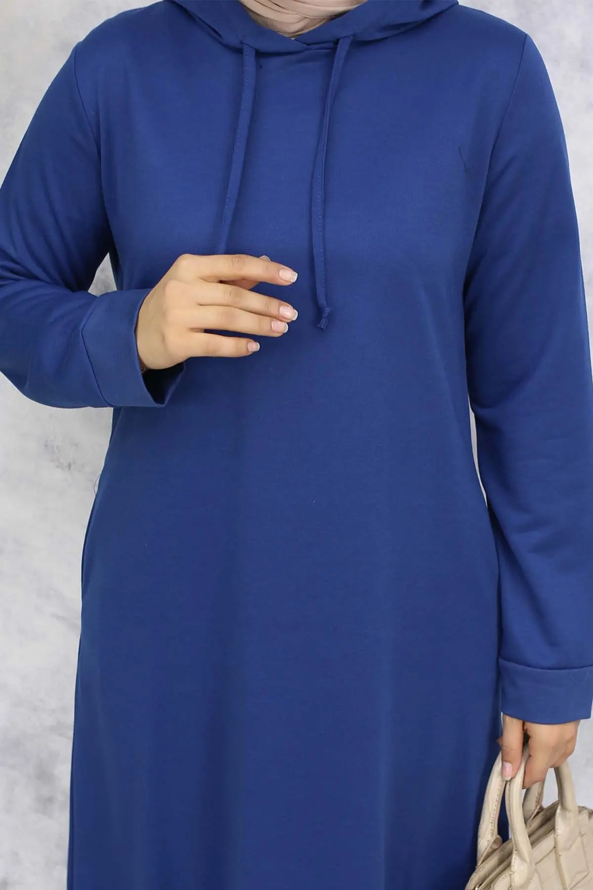 Hooded Basic Dress-detail