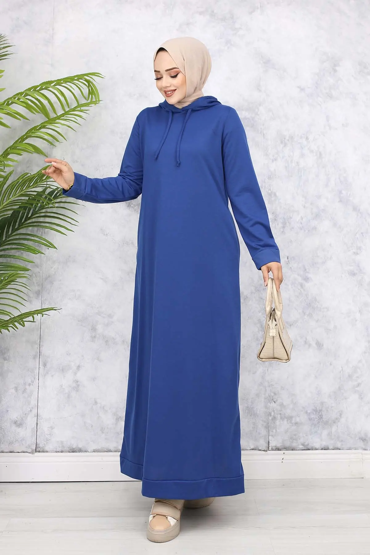 Hooded Basic Dress-detail