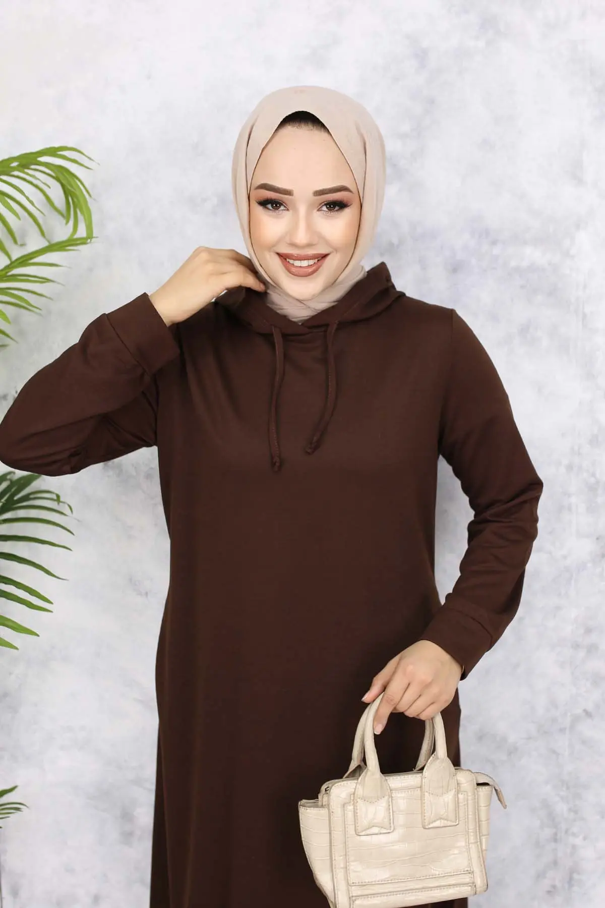 Hooded Basic Dress-detail
