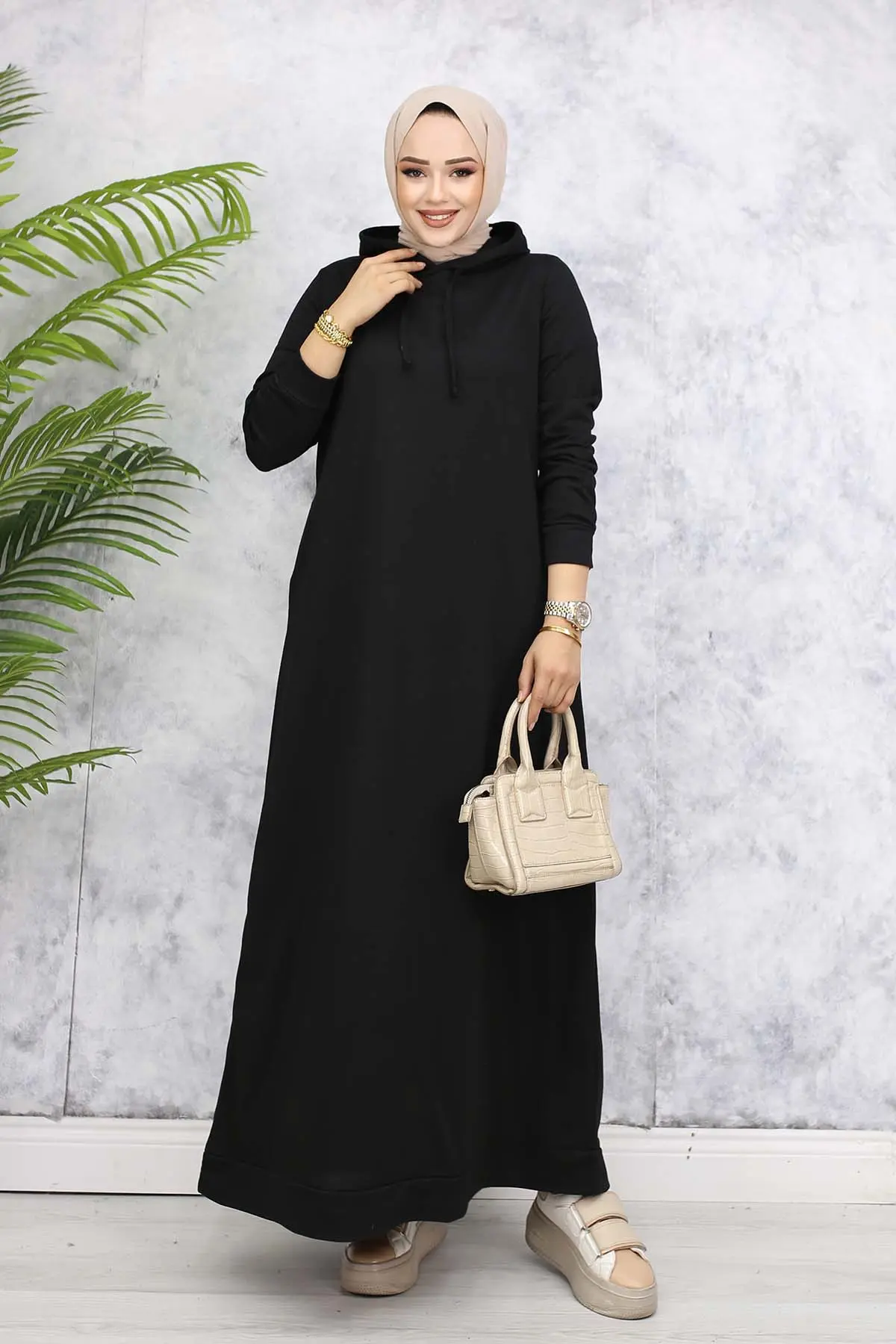 Hooded Basic Dress-detail