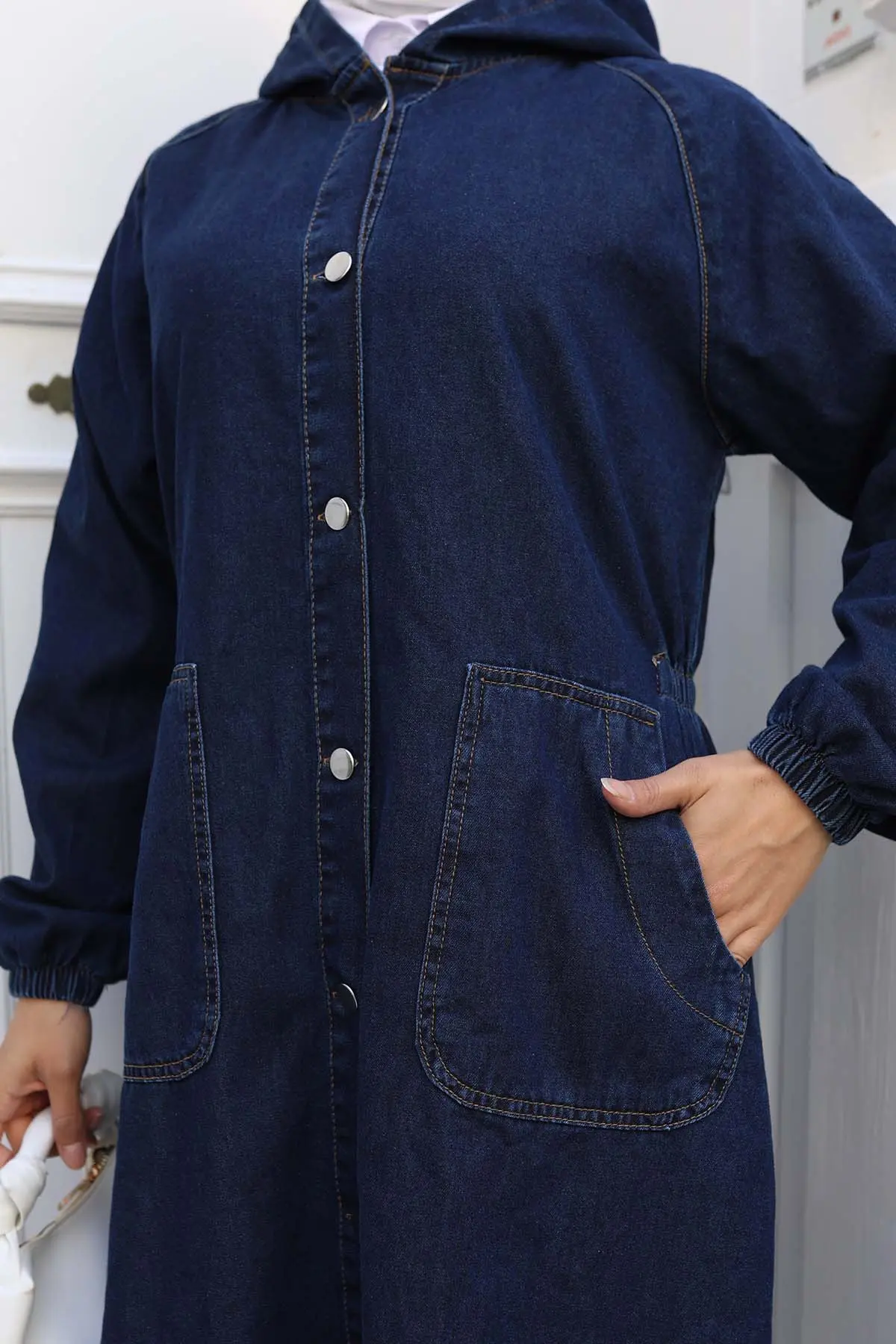 Hooded Denim Cap-detail