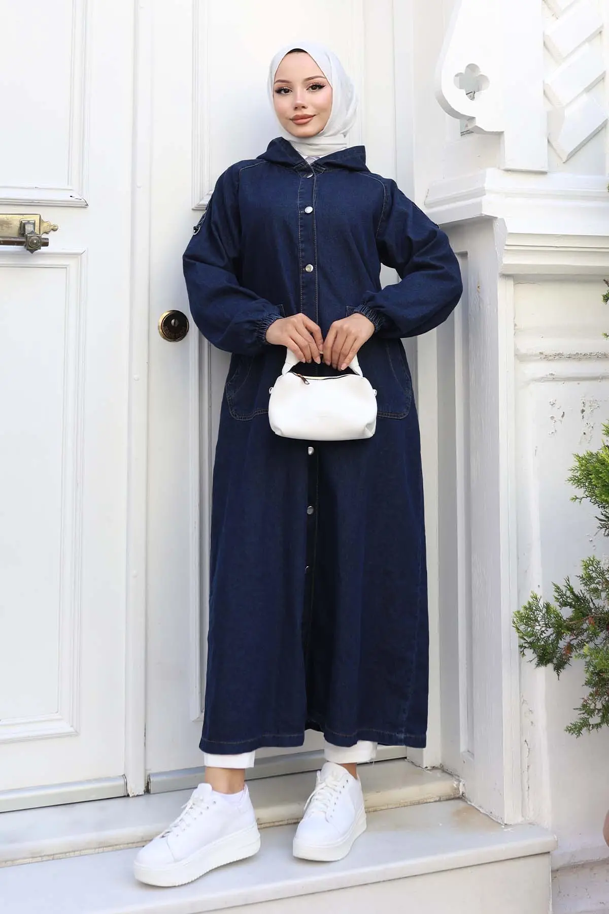 Hooded Denim Cap-detail