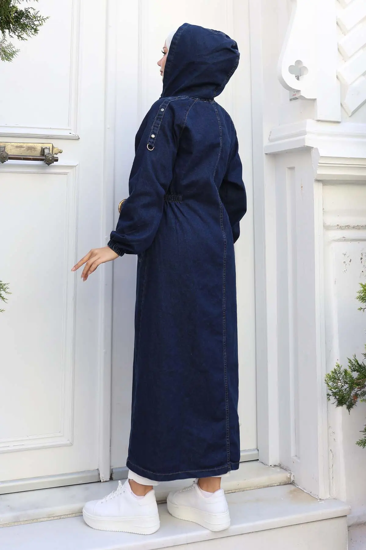 Hooded Denim Cap-detail