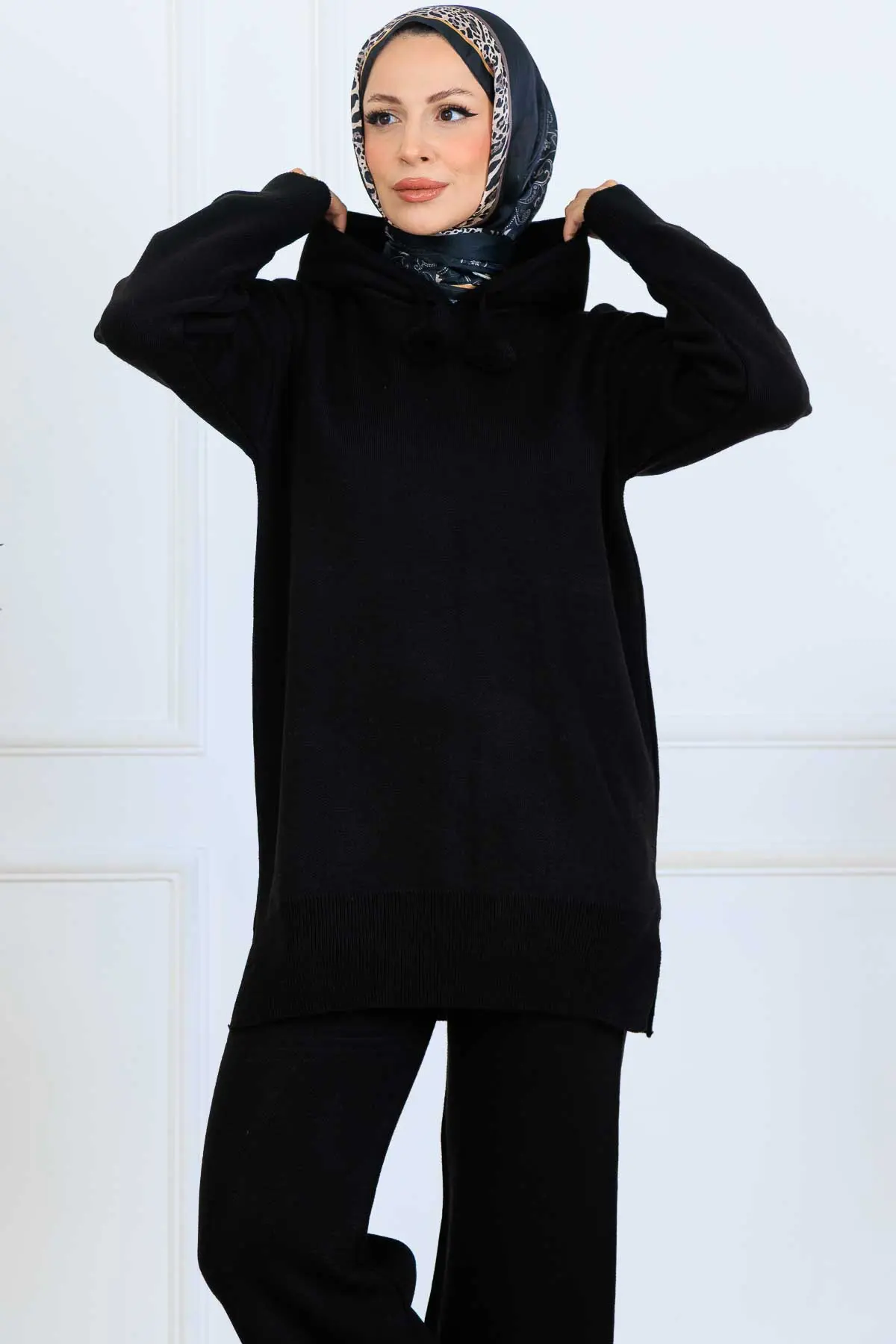 Hooded Knitwear Set-detail