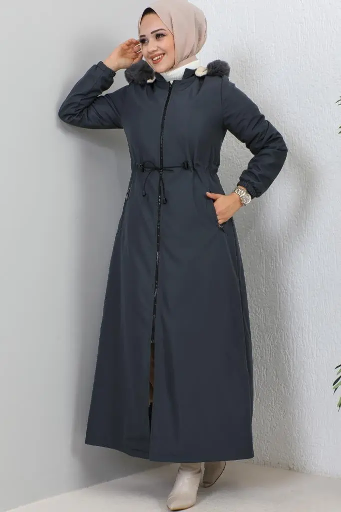 Hooded Long Coat With Fur Collar-detail