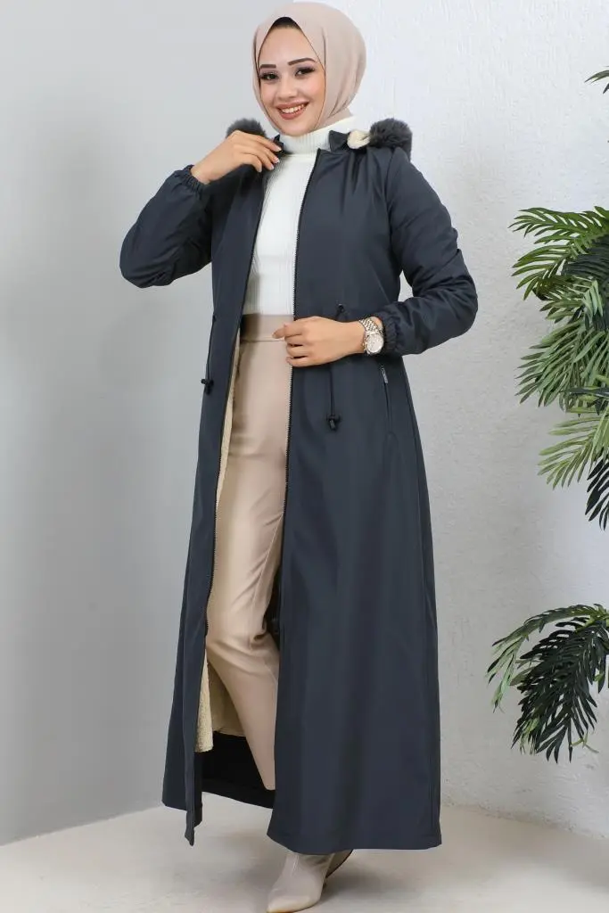 Hooded Long Coat With Fur Collar-detail