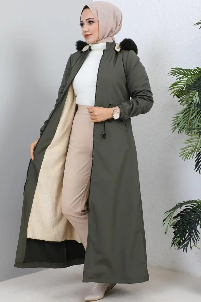 Hooded Long Coat With Fur Collar-detail