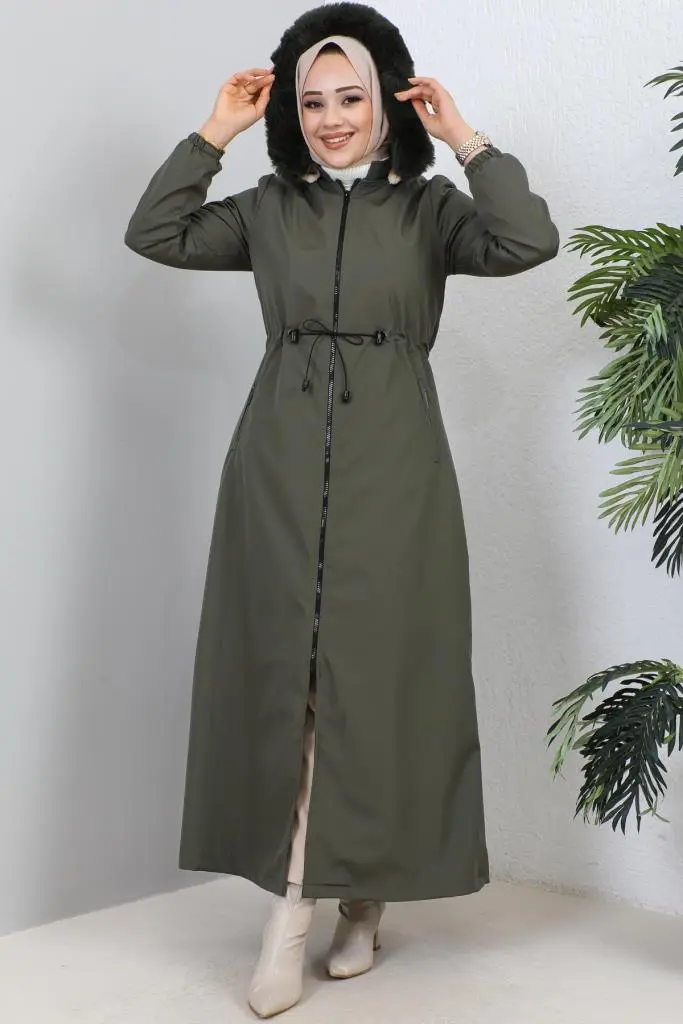 Hooded Long Coat With Fur Collar-detail