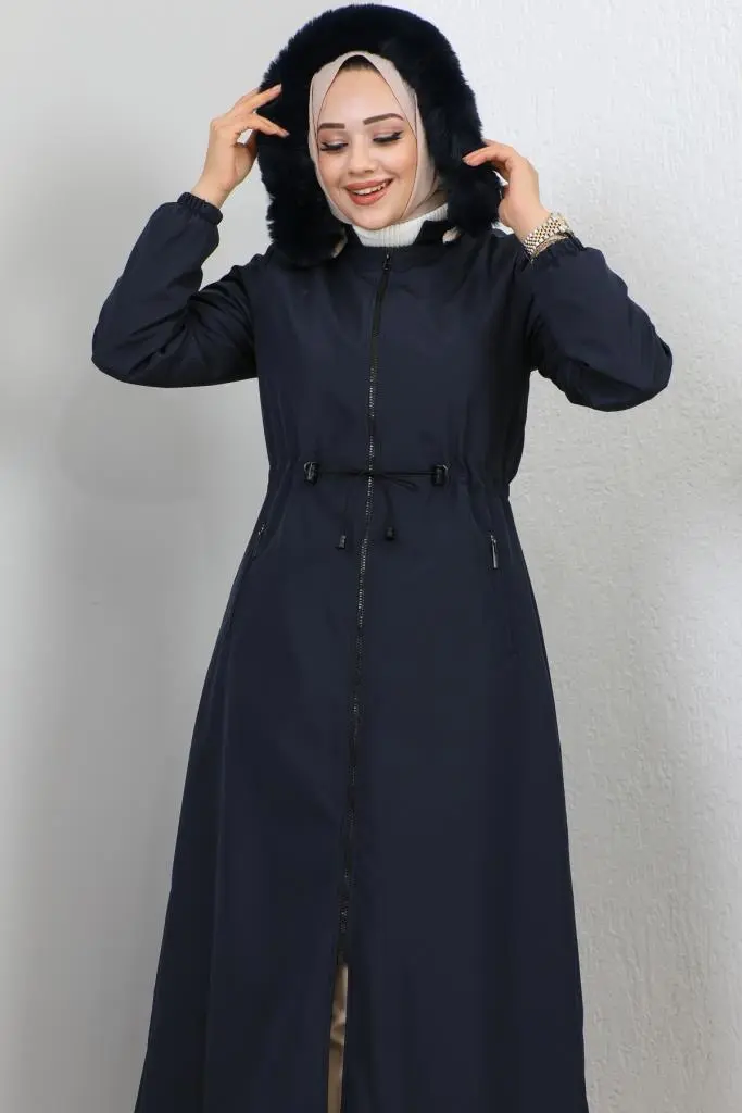 Hooded Long Coat With Fur Collar-detail