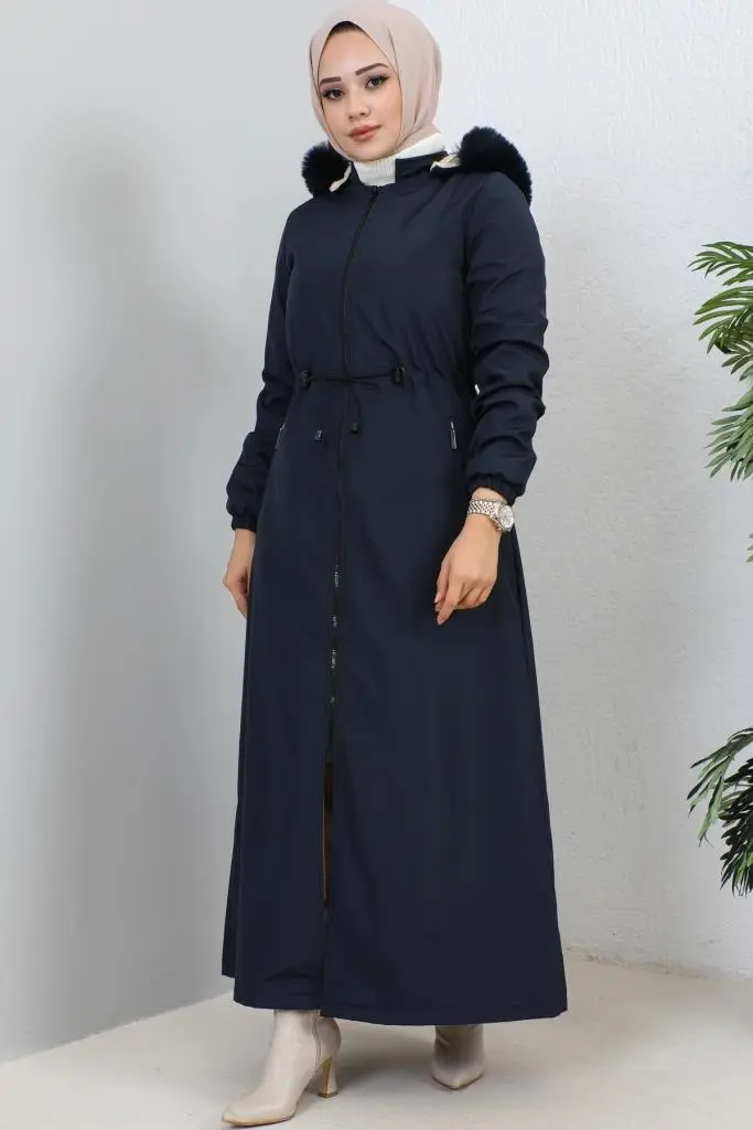 Hooded Long Coat With Fur Collar-detail