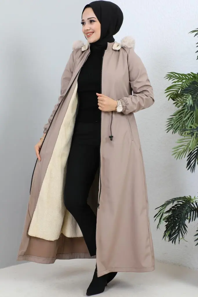 Hooded Long Coat With Fur Collar-detail