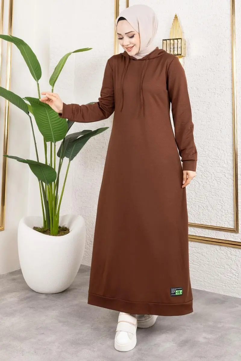 Hooded Sports Dress With Emblem Detail-detail