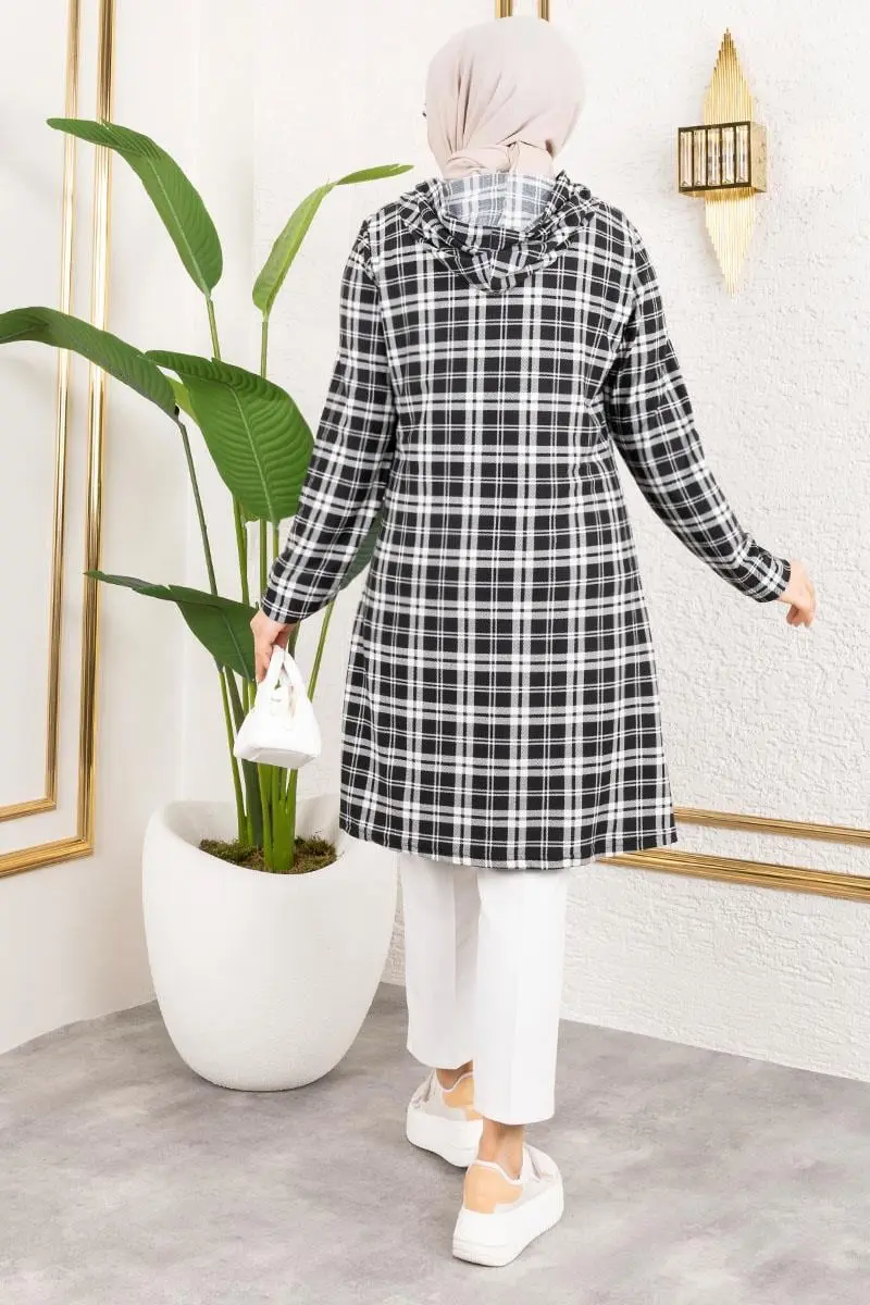 Hooded Winter Sports Tunic-detail