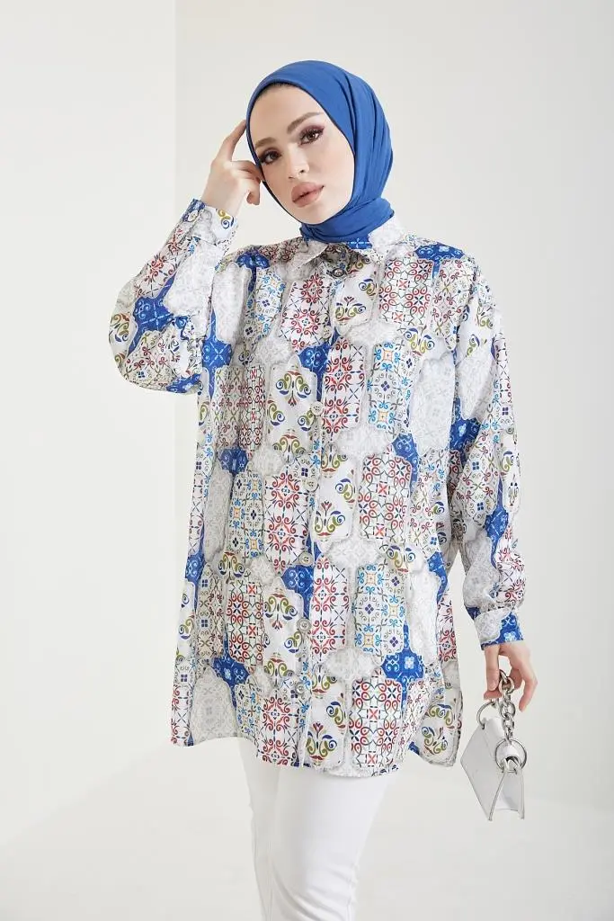 Indigo Patterned Hijab Shirt-detail