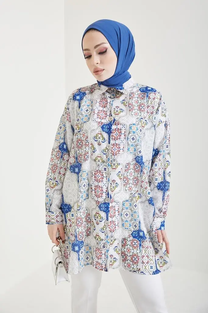 Indigo Patterned Hijab Shirt-detail
