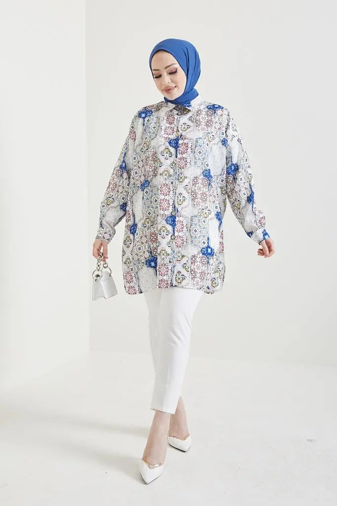 Indigo Patterned Hijab Shirt-detail