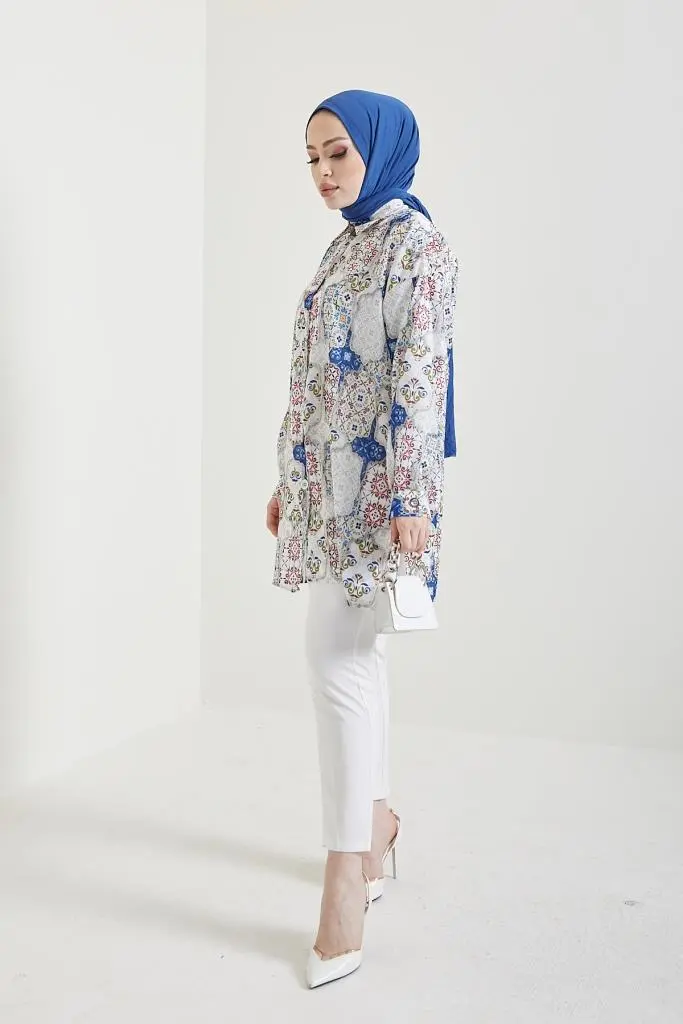 Indigo Patterned Hijab Shirt-detail