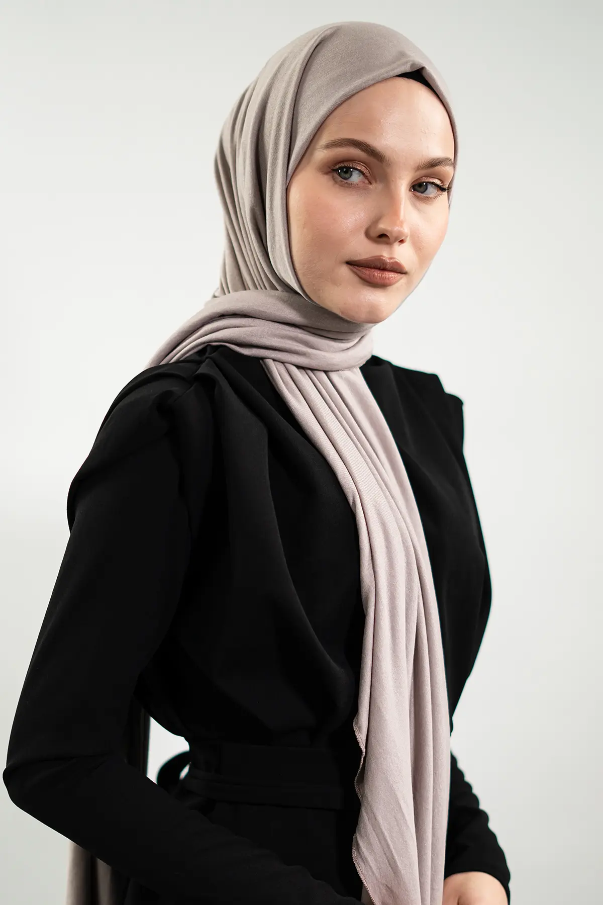 Jersey Light Grey Shawl-detail