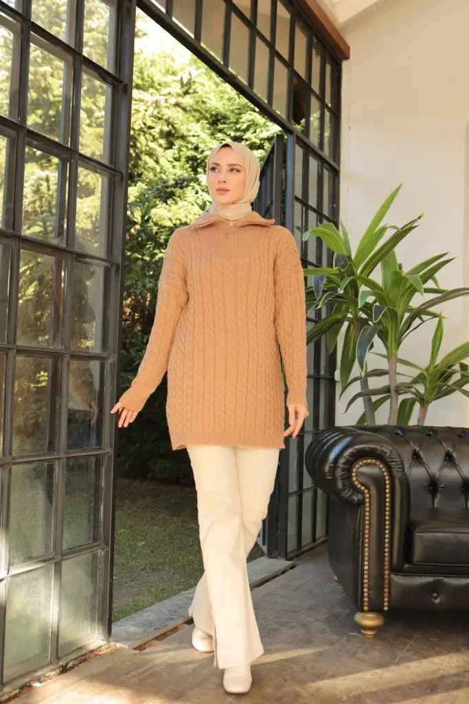 Knitted Patterned Knitted Sweater With Collar Zipper-detail