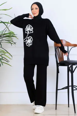 Knitwear Set With Embroidery Details